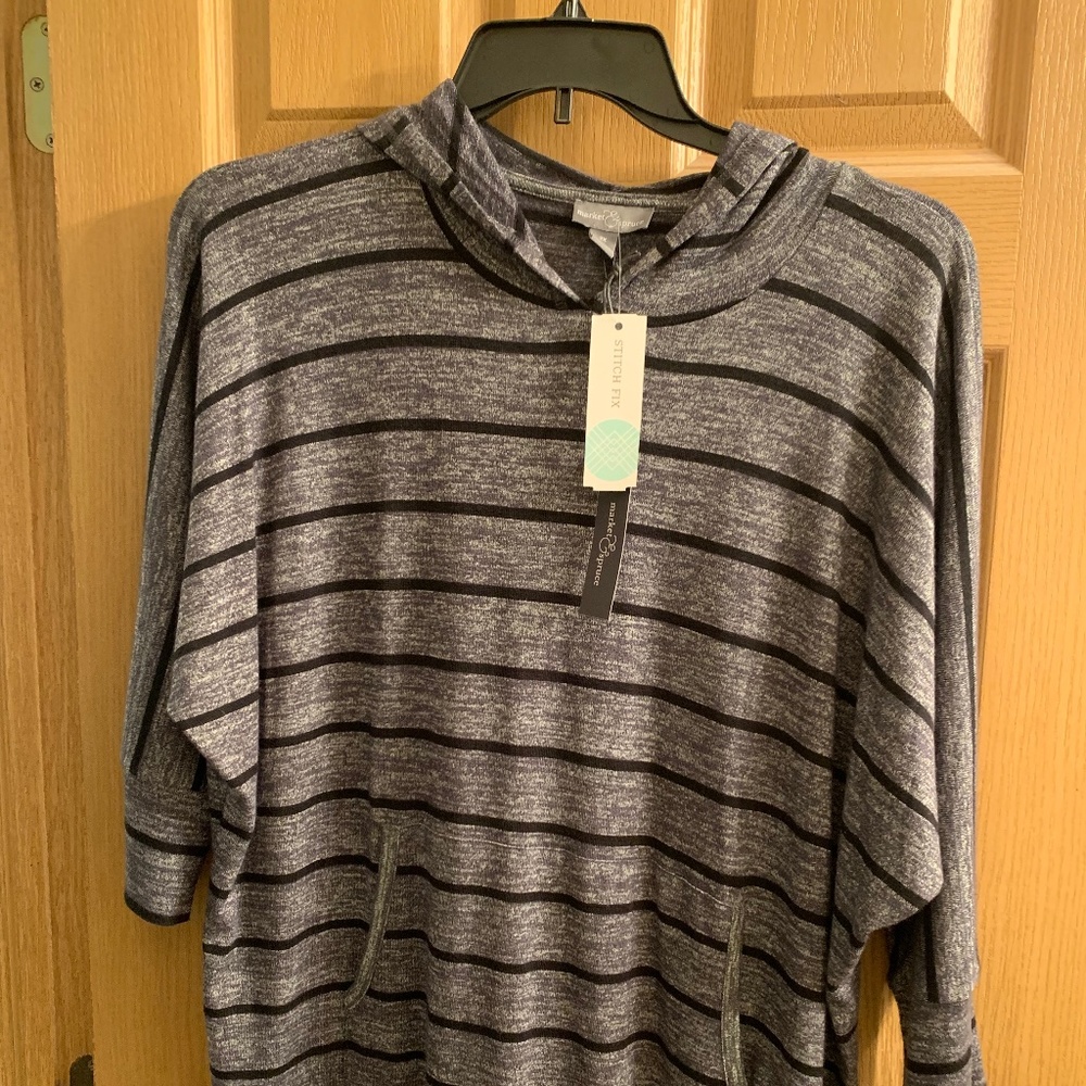 Women's clothing